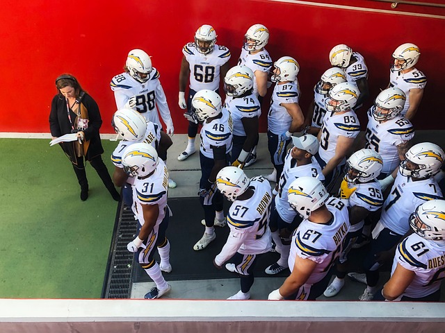 论带有侵略 论带有侵略